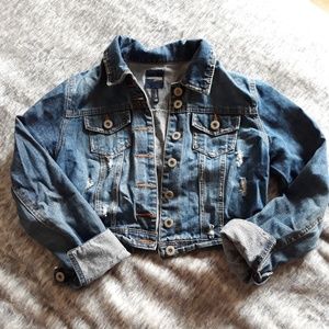 Distressed cropped denim jacket